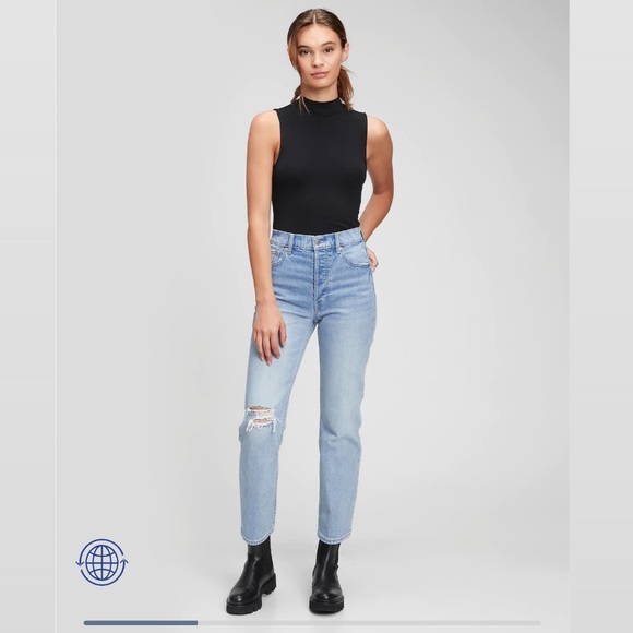 GAP Denim - Gap Cheeky Straight Jeans with Washwell.
